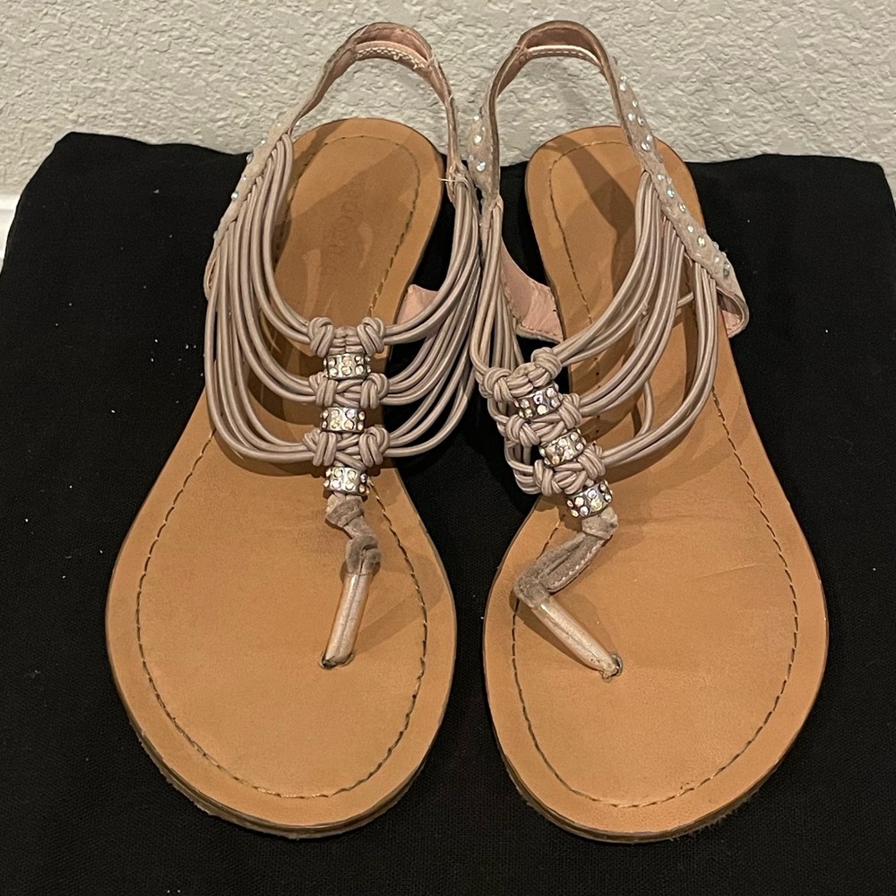 Cute mauve sandals